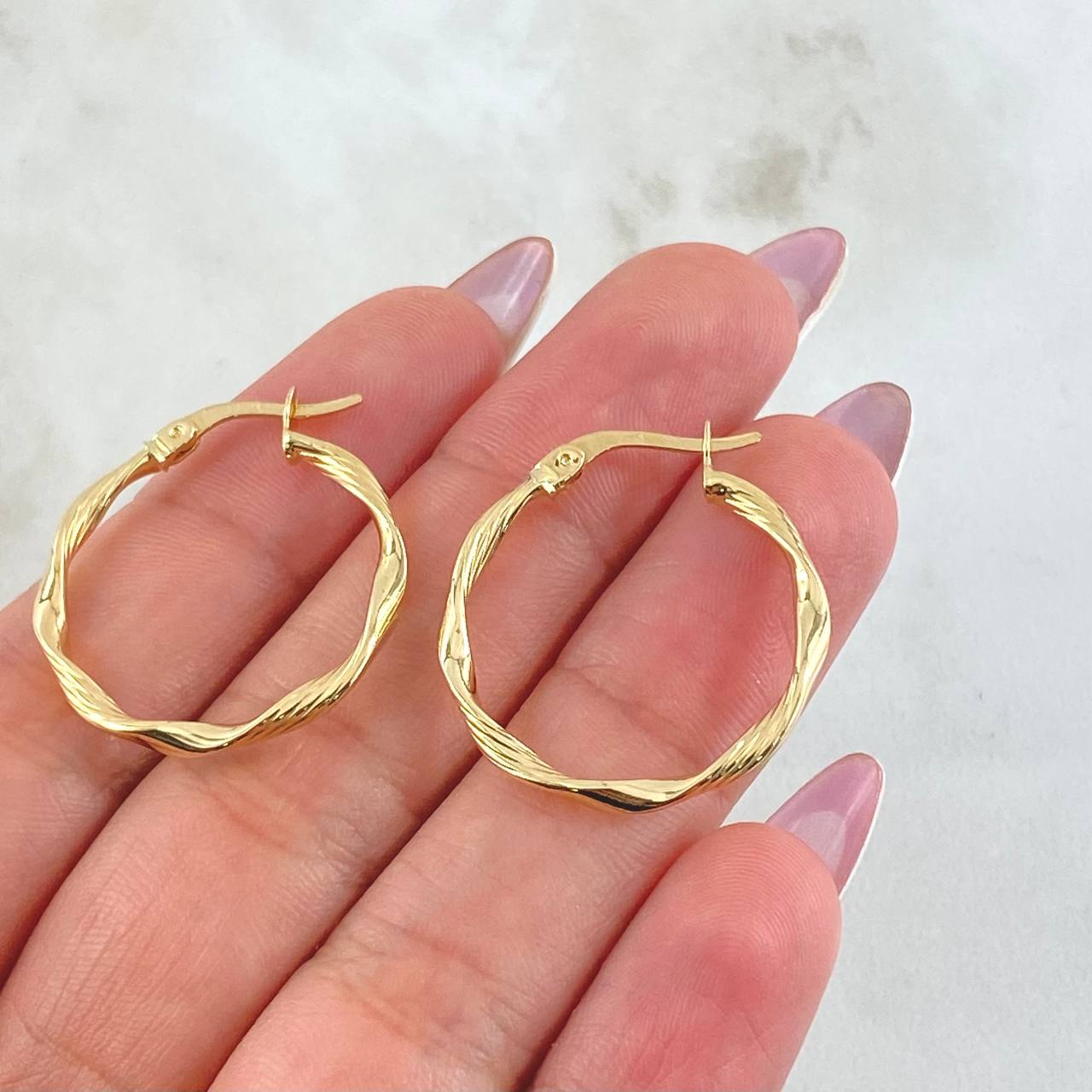 Candongas Mai 1.55gr / 2.6cm / Oro Amarillo 18K *