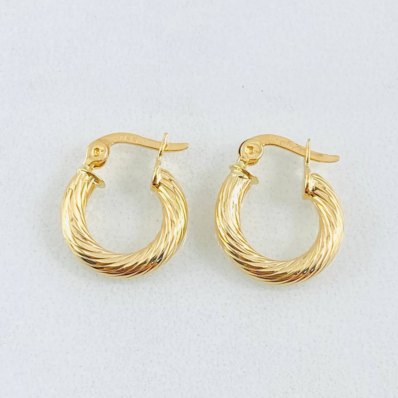 Candongas Mary 1.15gr / 1.5cm / Oro Amarillo 18K *
