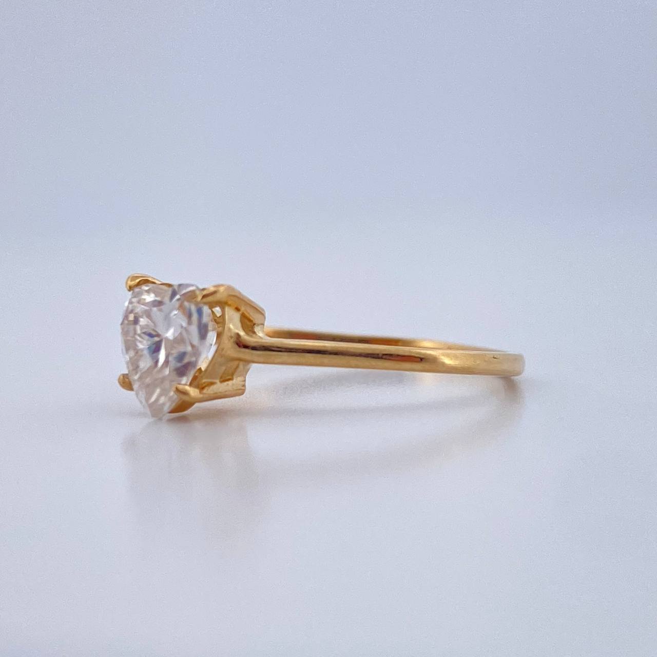 Anillo Corazon 1.35gr / T6 1/2 / Oro Amarillo 18K %