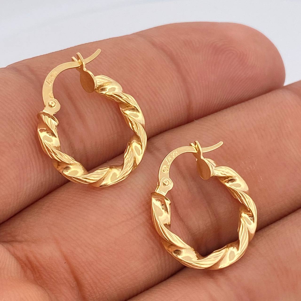 Candongas Milu 1.85gr / 2.4cm / Oro Amarillo 18K %