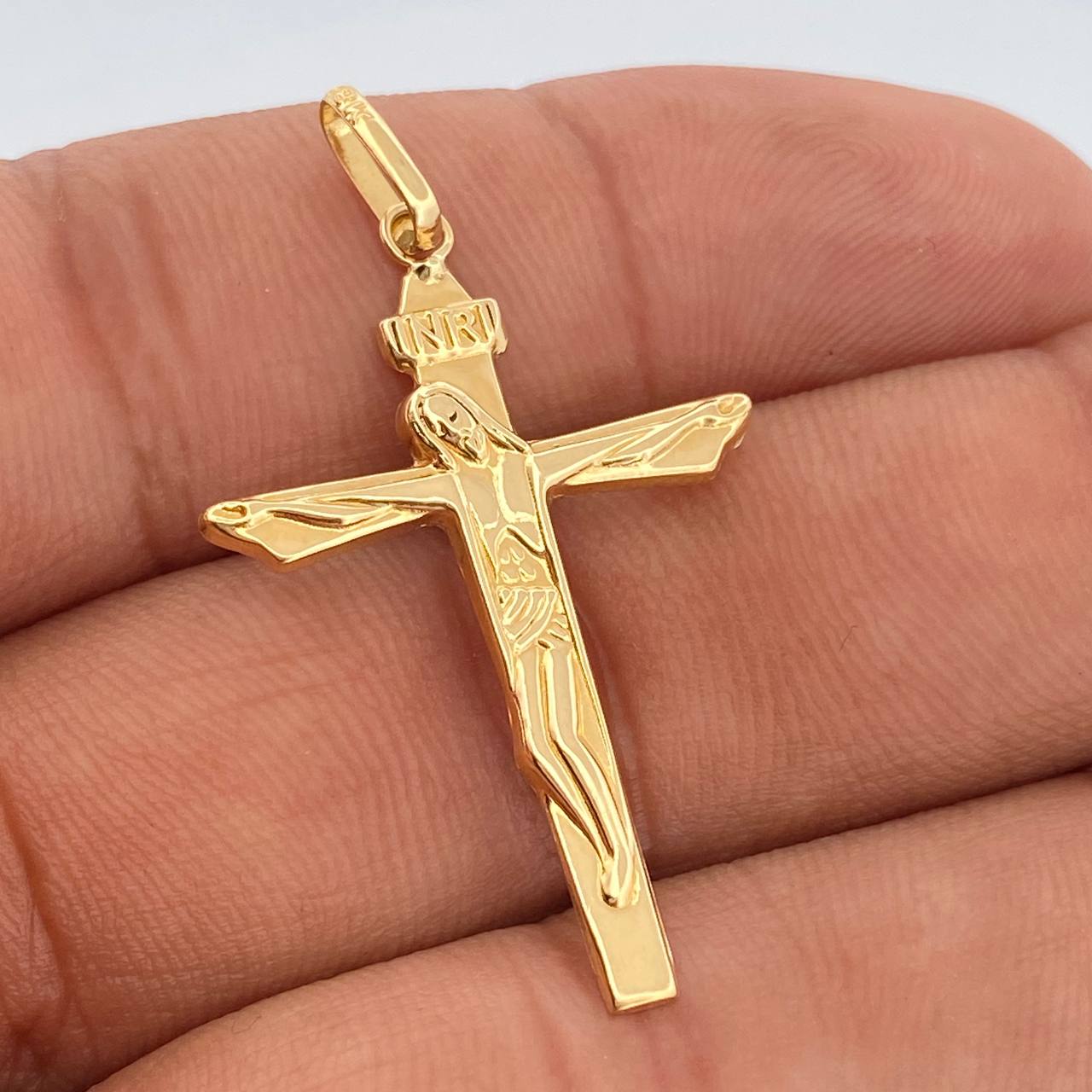 Dije Cruz Cristo 1.4gr / 4.3cm / Oro Amarillo 18K %