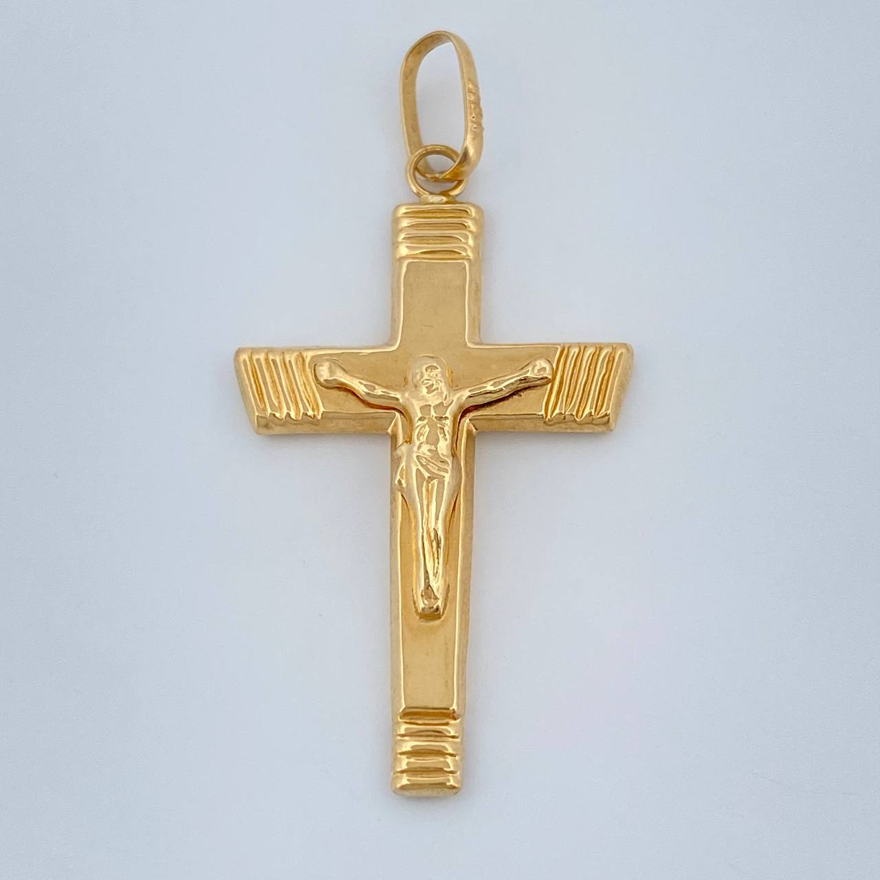 Dije Cruz Cristo 1.5gr / 4cm / Oro Amarillo 18K +