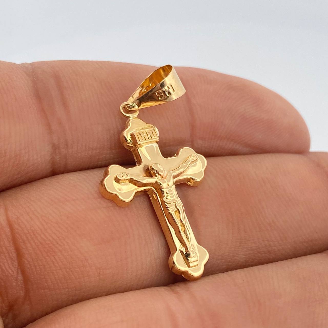 Dije Cruz Cristo 1.5gr / 3.5cm / Oro Amarillo 18K +