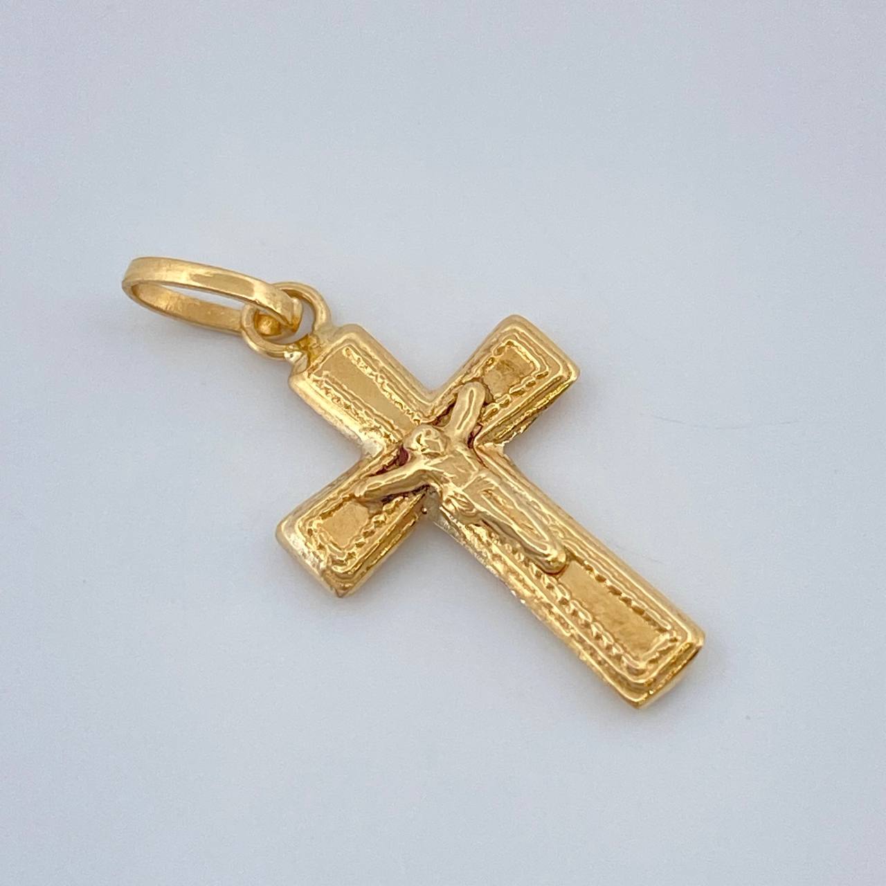 Dije Cruz Cristo 0.5gr / 2cm / Oro Amarillo 18K +