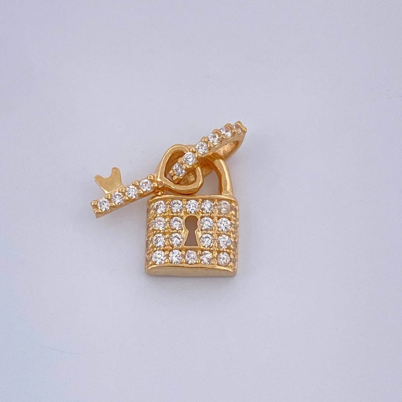 Dije Candado 1.05gr / 2cm-Oro Amarillo 18K %