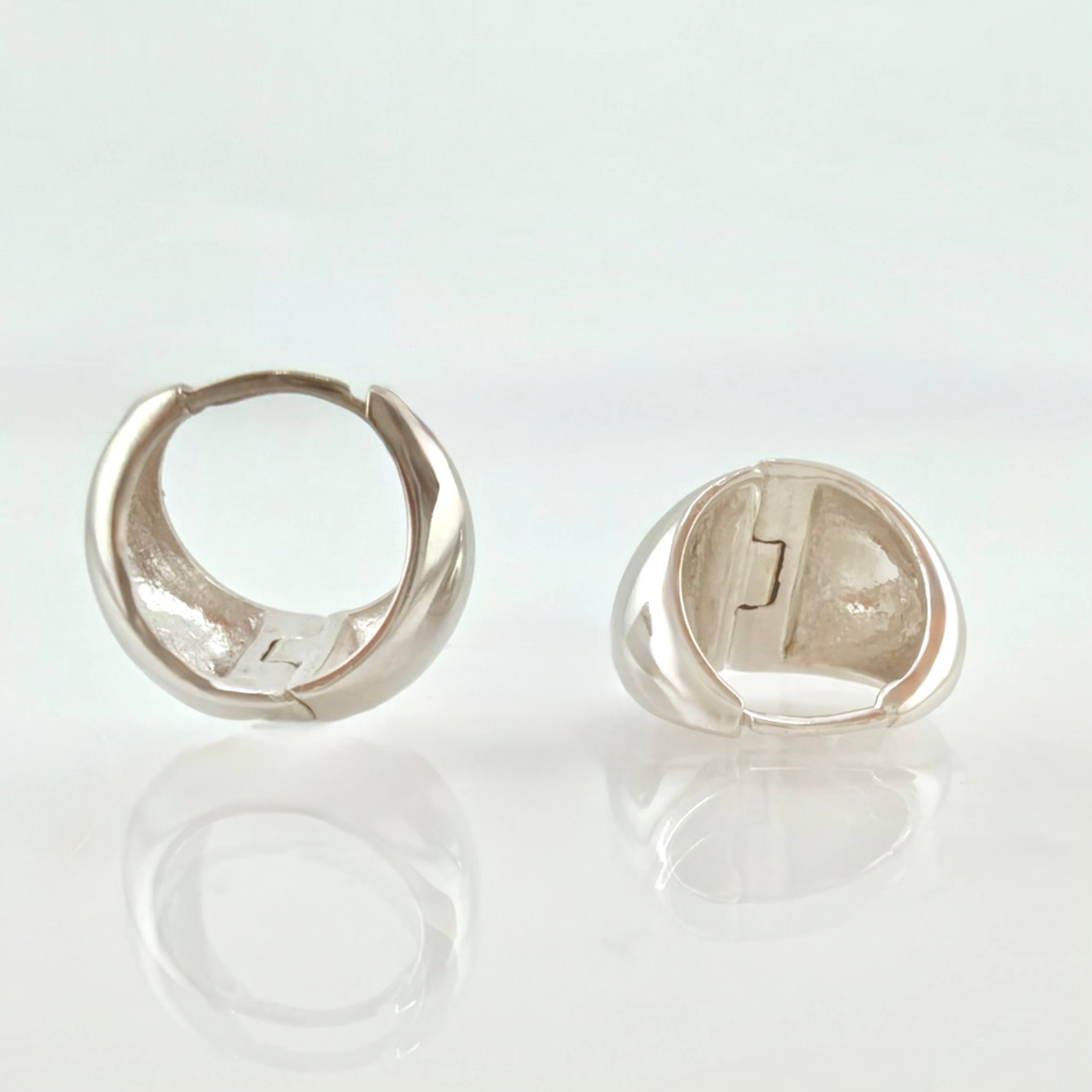 Candongas Dali 4.85gr / 1.2cm / Oro Blanco 18K ©