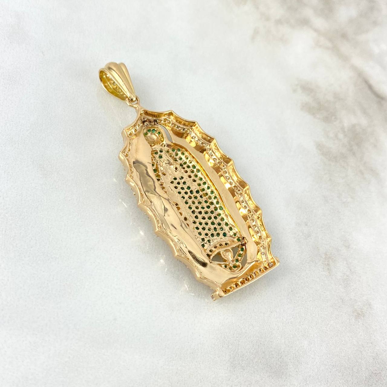 Dije Virgen de Guadalupe 14.55gr / 6cm / Circones Blancos-Verdes Oro Amarillo *