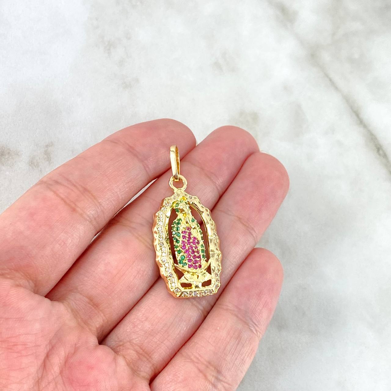 Dije Virgen de Guadalupe 4.8gr / 3.8cm / Circones Blancos-Verdes-Fucsias Oro Amarillo *