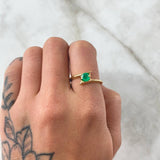 Anillo Solitario Abrazo 3gr / T6 3/4 / Esmeraldas 30pts Oro Amarillo 18K (Joya) *