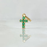 Dije Crúz Tupida 0.85gr / 1.6cm / Esmeraldas 18pts Oro Amarillo 18K (Joya) *