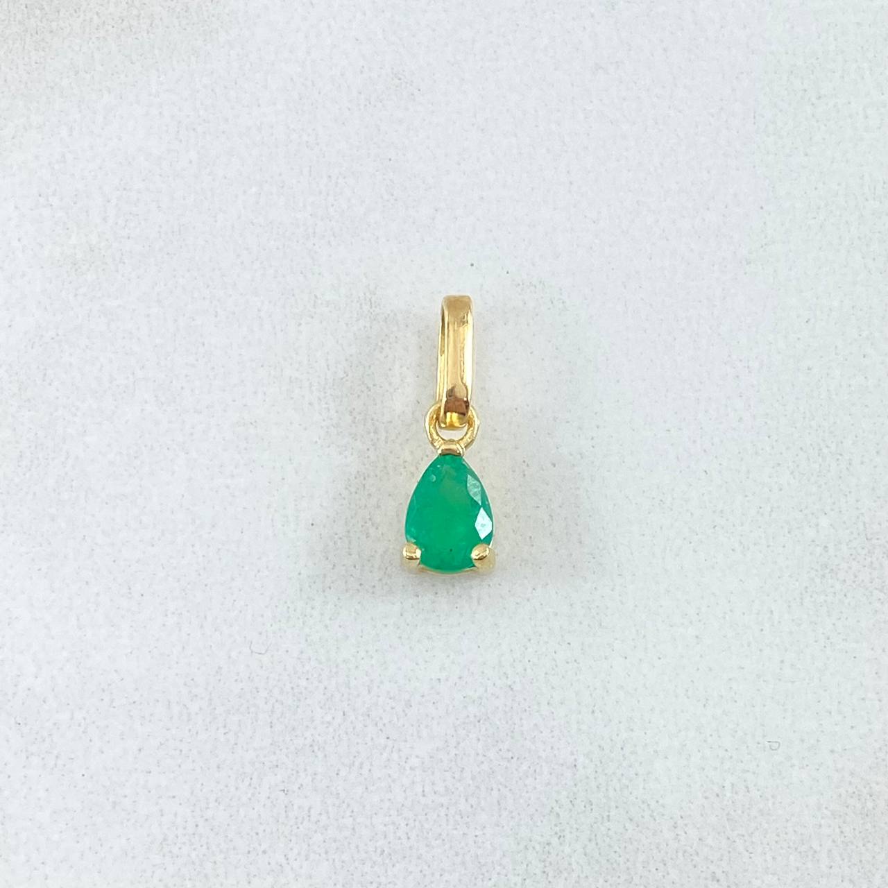Dije Gota 0.65gr / 1.4cm / Esmeralda 30pts Oro Amarillo 18K (Joya) *