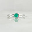 Anillo Solitario Puente 1.25gr / T6 1/2 / Esmeralda 26pts Oro Blanco 18K (Joya) *