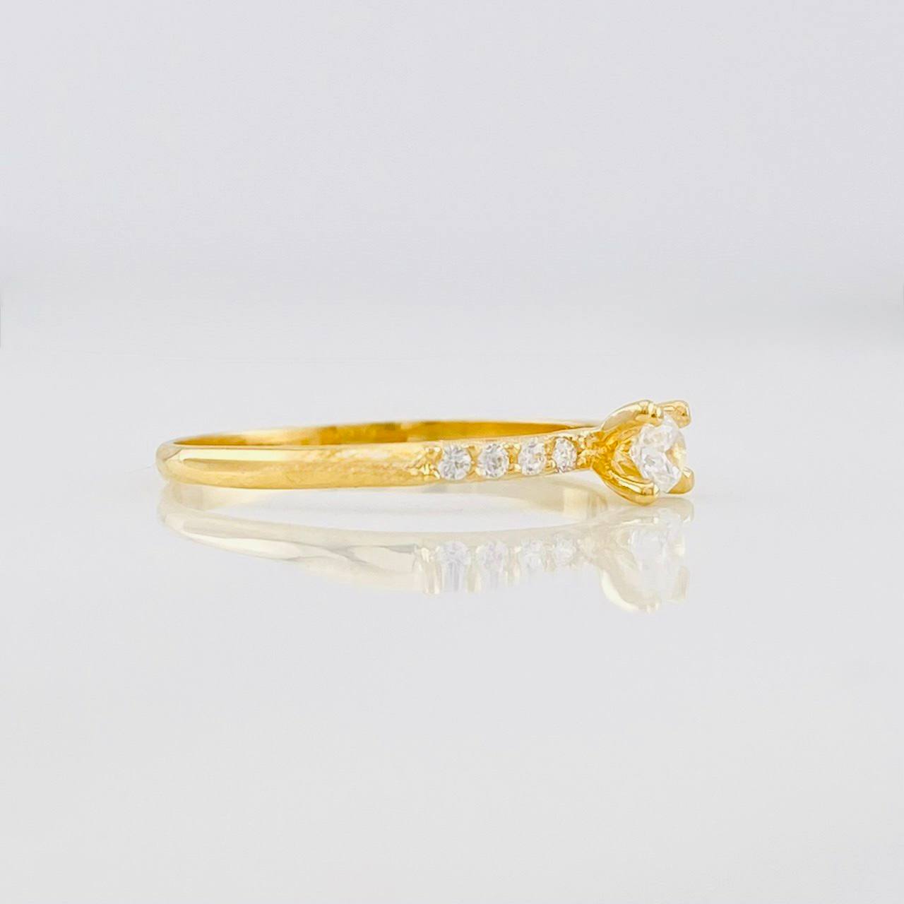 Anillo Solitario Churumbela 1.2g / T6 1/2 Oro Amarillo 18K