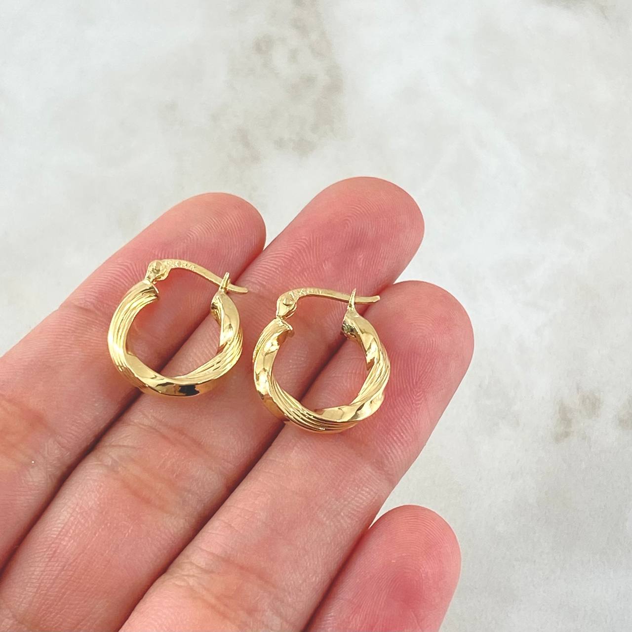 Candongas Mai 1.15gr / 1.5cm / Oro Amarillo 18K