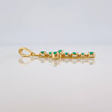 Dije Cruz Luz Verde Esmeraldas 30 pts 1.05gr / 3cm / Oro Amarillo 18K %