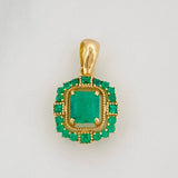Dije Trono Esmeraldas 78 pts 2.05gr / 2cm / Oro Amarillo 18K %