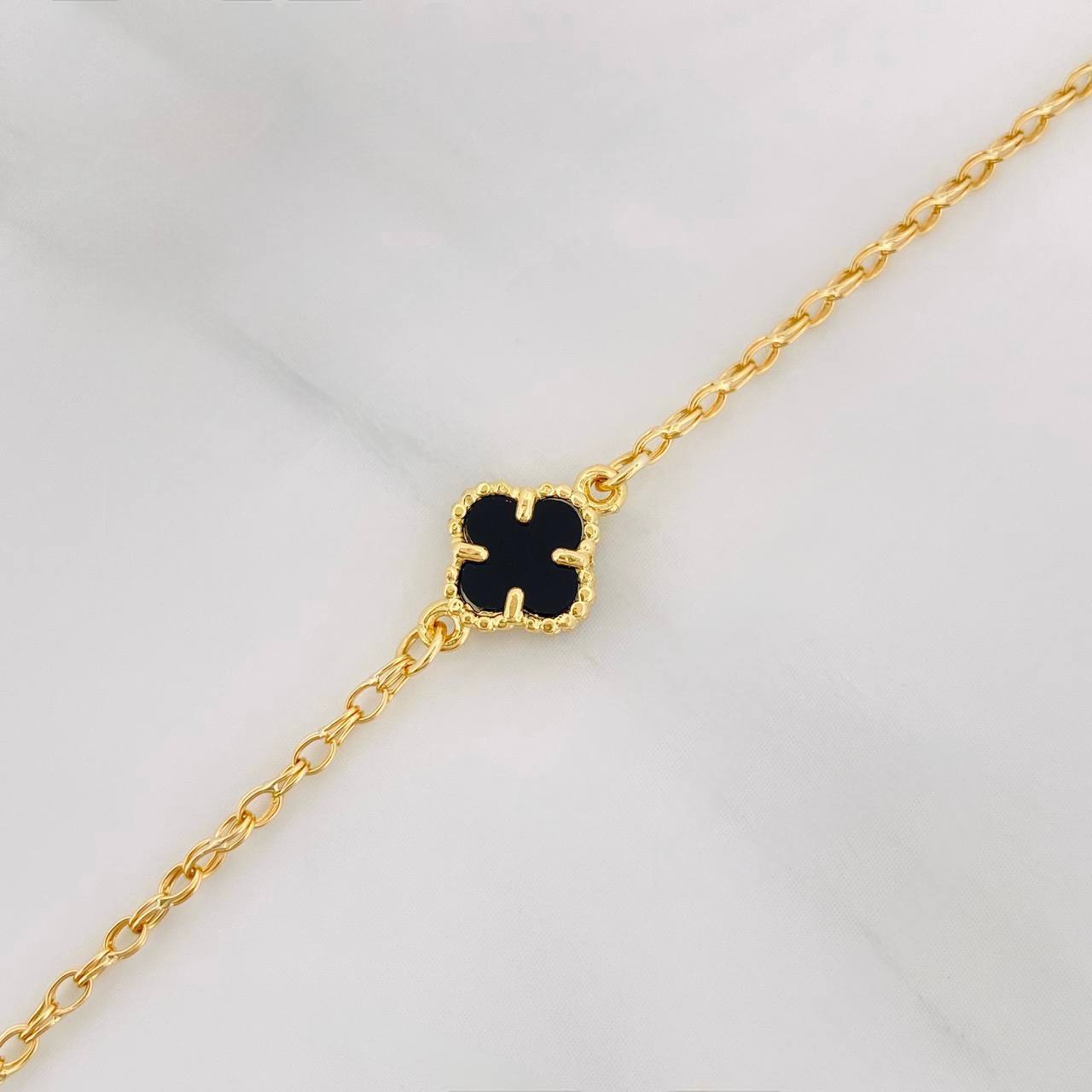 Tobillera Rolo Trebol 3.25g / 25.05cm / 1.35mm Oro Amarillo 18K