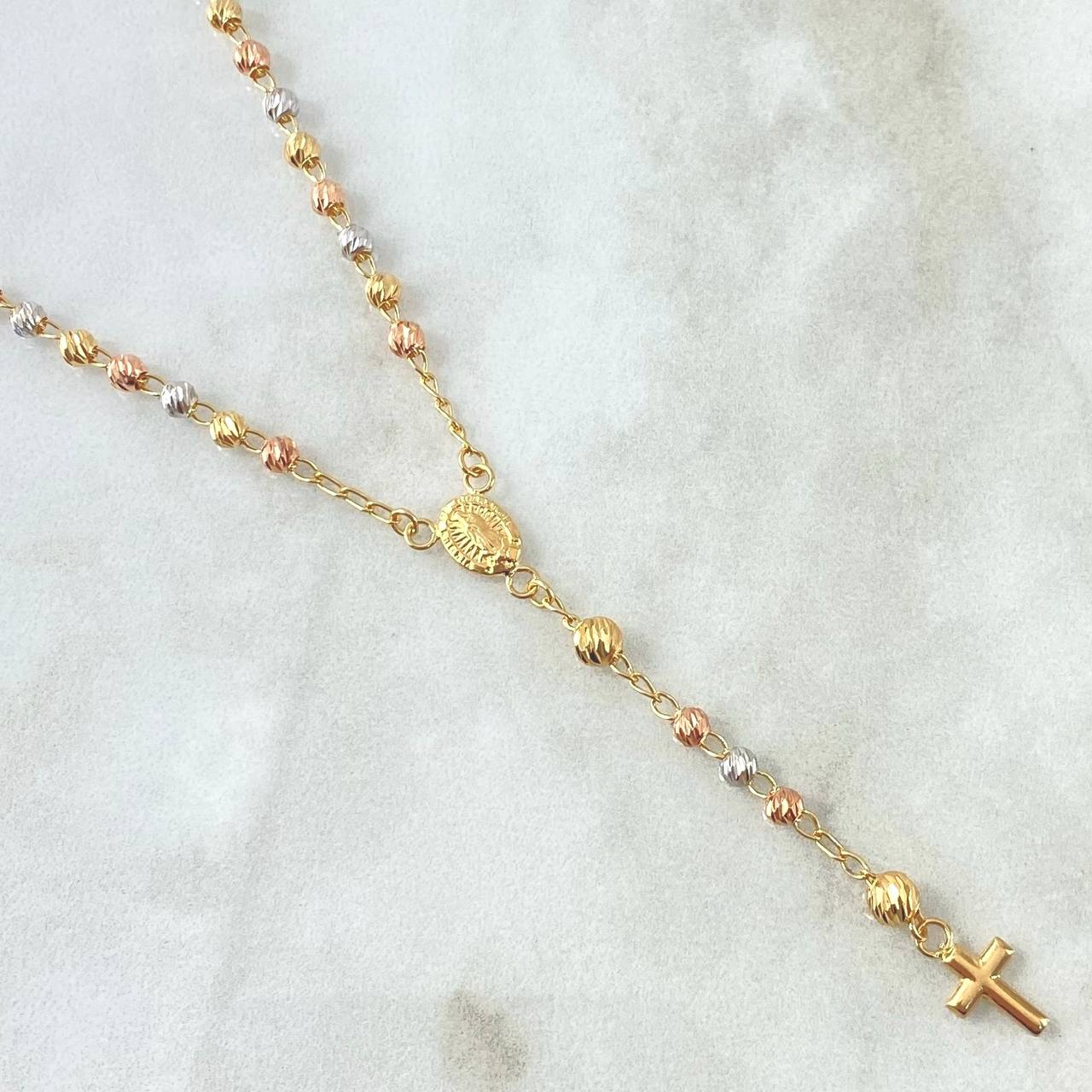 Rosario Virgen Guadalupe 7.25gr / 50cm / 3mm-4mm Bolas Diamantadas Crúz Lisa Tres Oros 18K ©