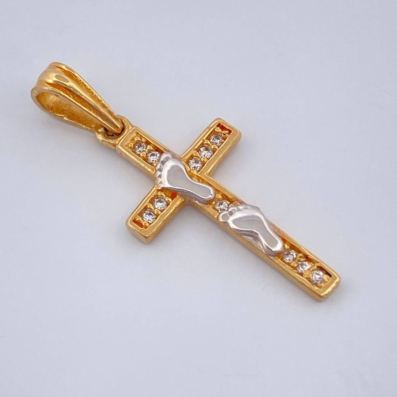 Dije Cruz Huellas 1.25gr / 2.7cm-Dos Oros Amarillo Blanco 18K +