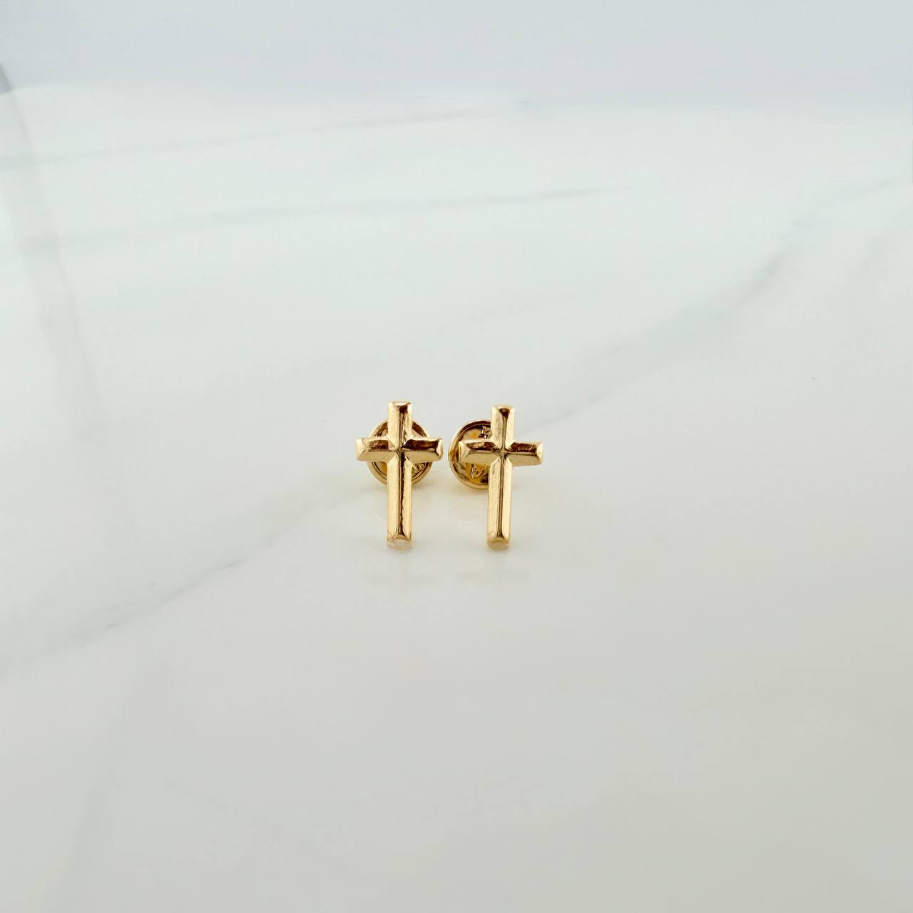 Topos Cruz 0.55gr / Delgada Oro Amarillo &