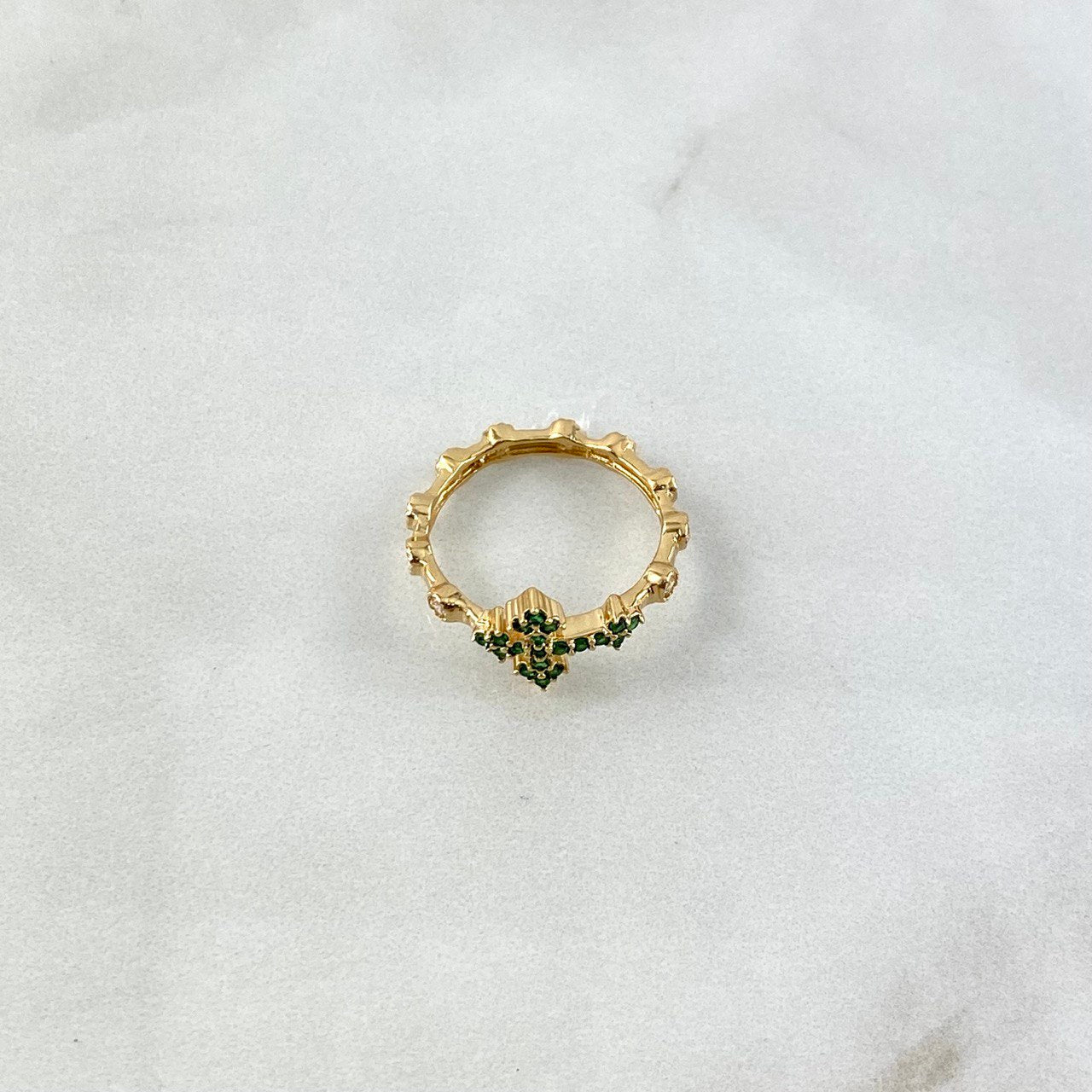 Anillo Cruz 2.6gr / T6 1/2 / Circones Blancos-Verdes Oro Amarillo