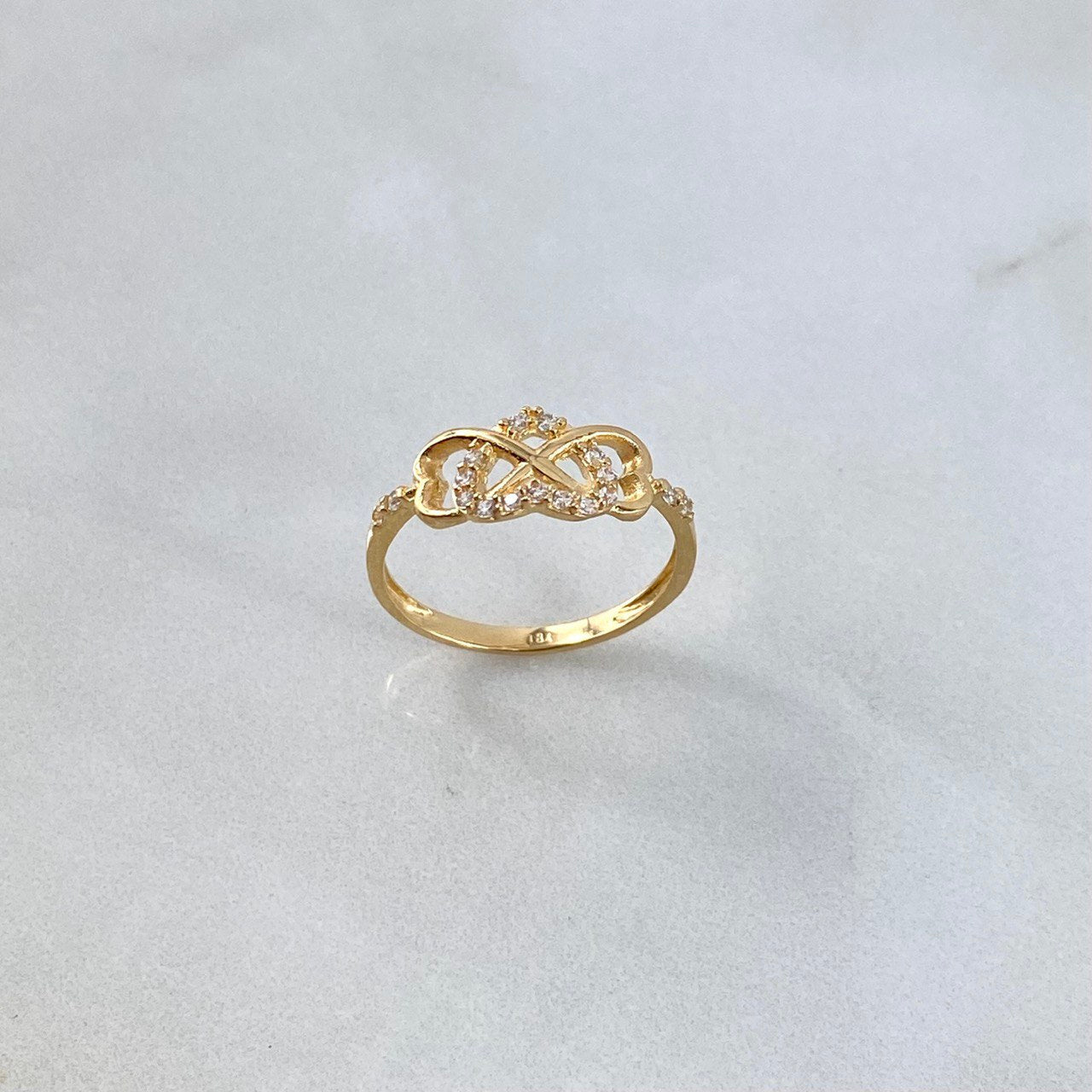 Anillo Infinito Corazón 2.05gr / T6 1/2 / Circones Blancos Oro Amarillo