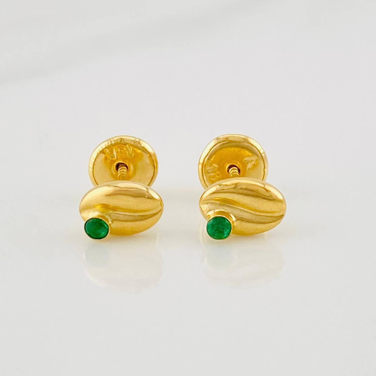 Topos Grano de Café 0.55g / 4.4mm Oro Amarillo 18K