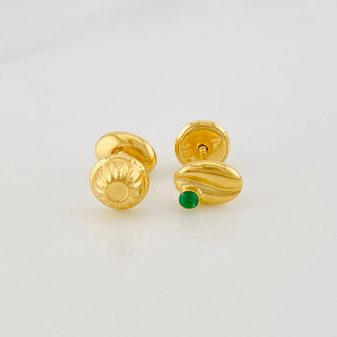 Topos Grano de Café 0.55g / 4.4mm Oro Amarillo 18K
