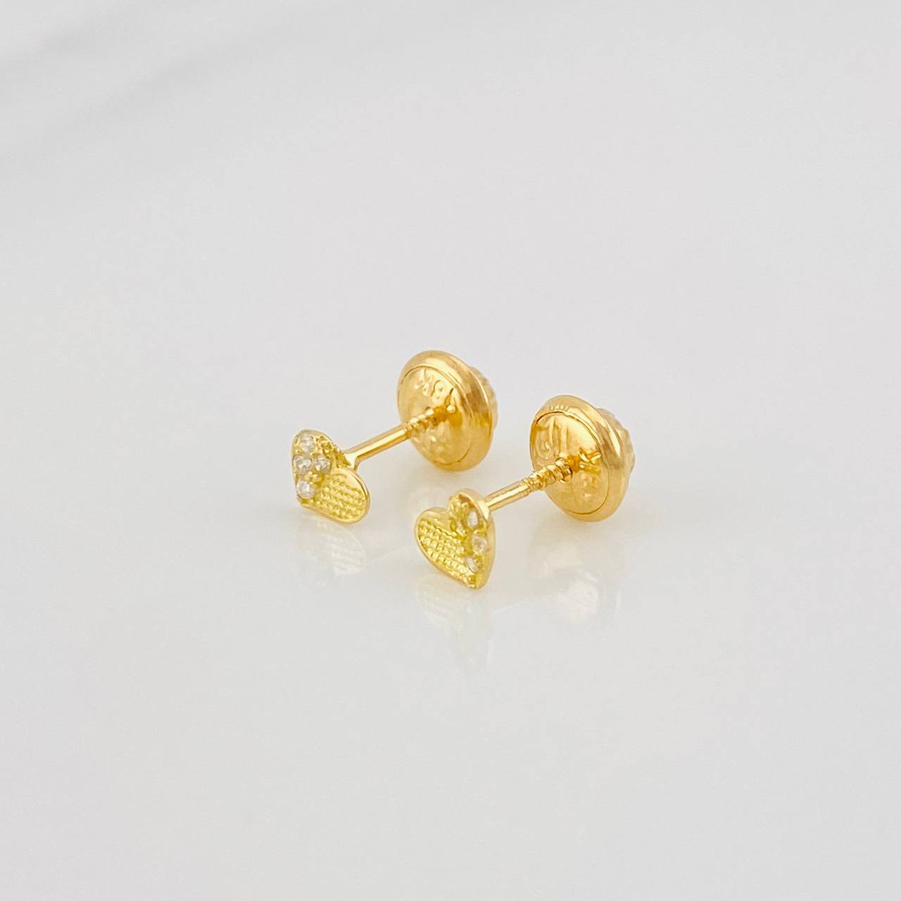 Topos Corazón Medio Destello 0.65g / 4mm Oro Amarillo 18K