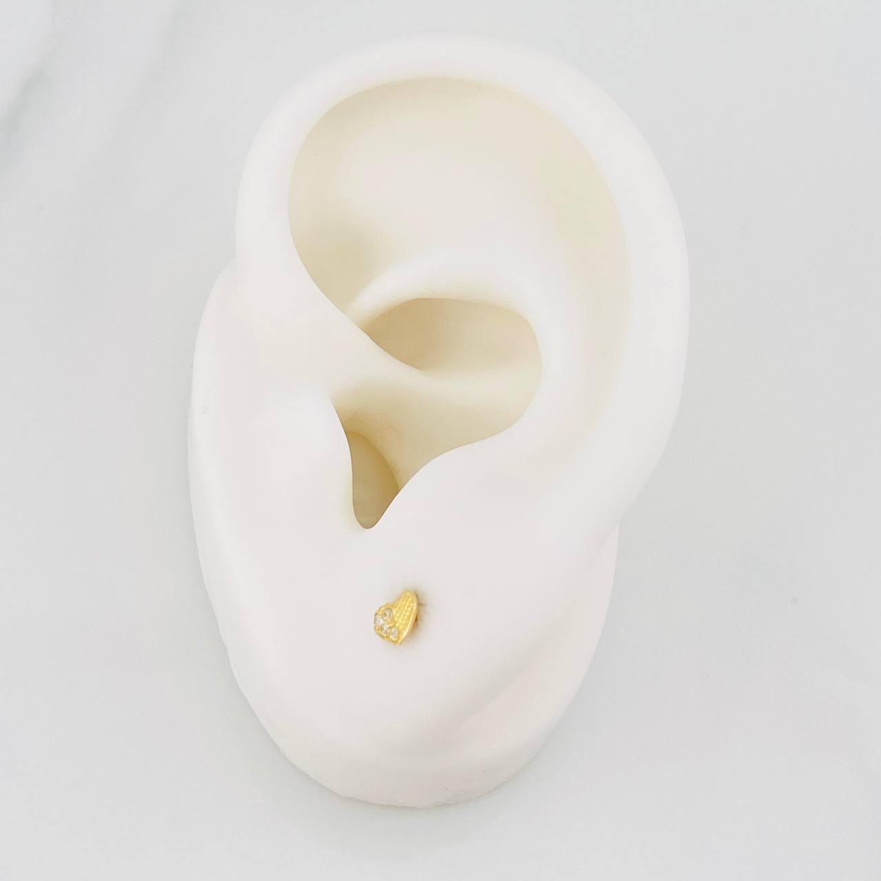 Topos Corazón Medio Destello 0.65g / 4mm Oro Amarillo 18K