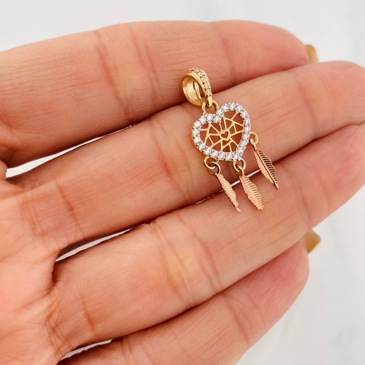 Dije Corazon Atrapa Sueños 1.6g / 3cm Tres Oros 18K