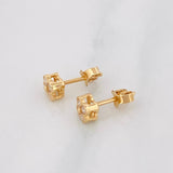 Topos Flor 1.3g / 4.85mm Oro Amarillo 18K