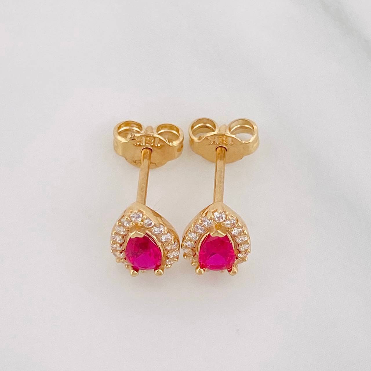 Topos Lagrima Tupido 1.15g / 5.45mm Oro Amarillo 18K
