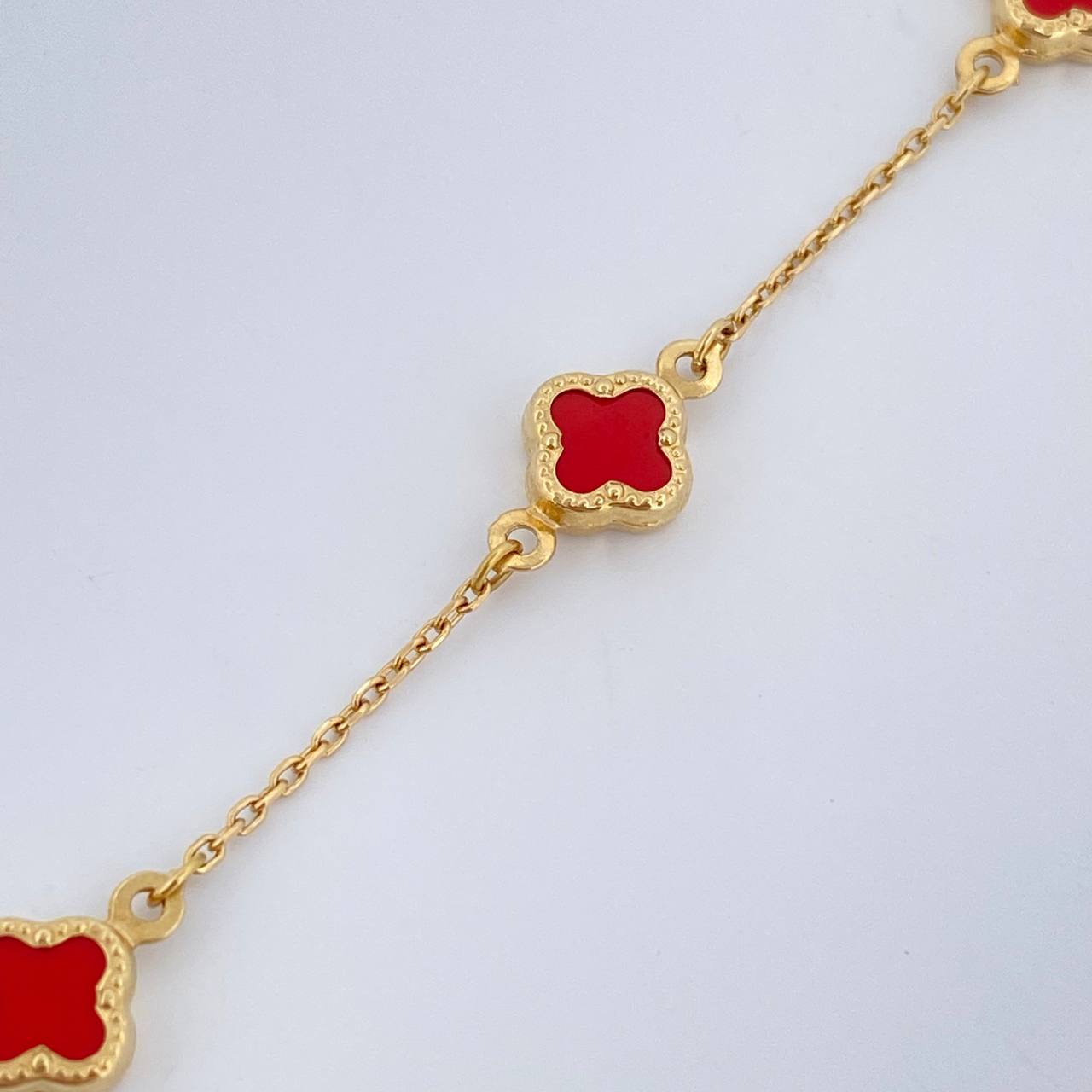 Pulso Trebol Aro Seguido 2.25gr / 17.8cm / 1mm Oro Amarillo +4 18K +