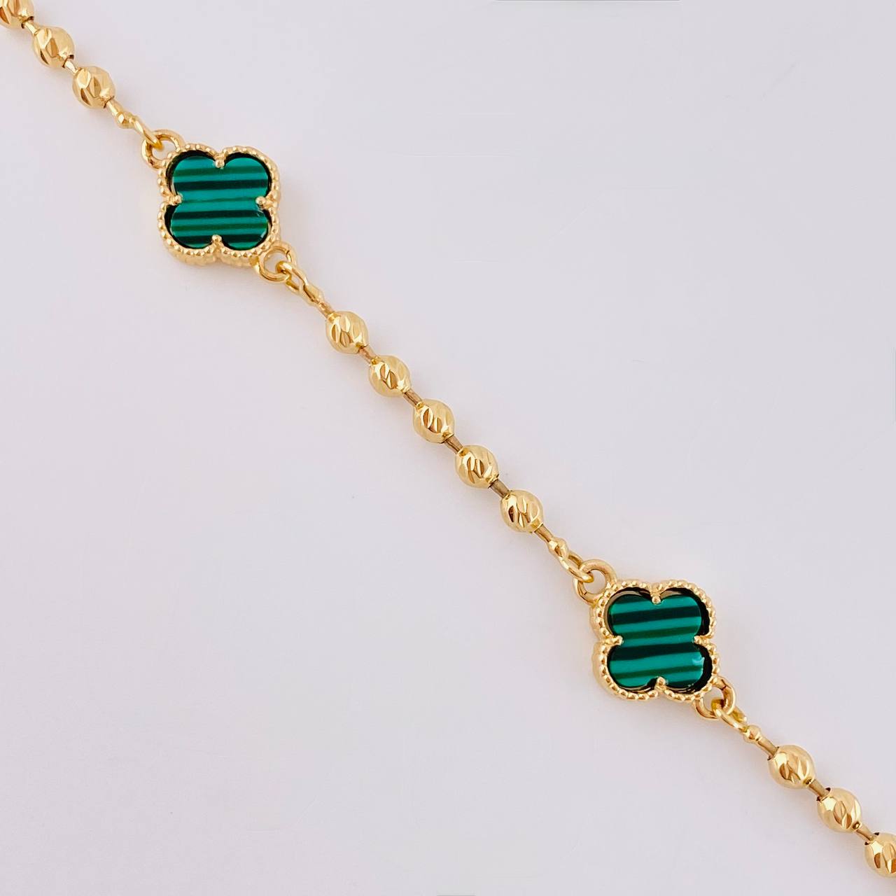 Pulso Trébol Militar Diamantada 6.8g / 18cm / 2.9mm Oro Amarillo 18K