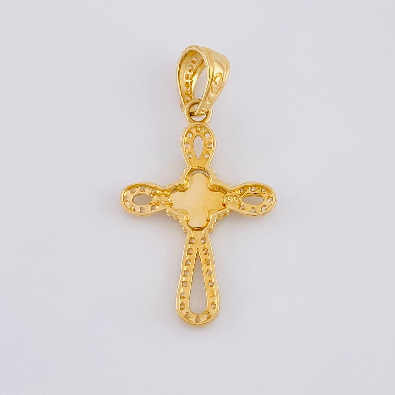 Dije Cruz Trébol Diamantado 1.8g / 3cm Oro Amarillo 18K