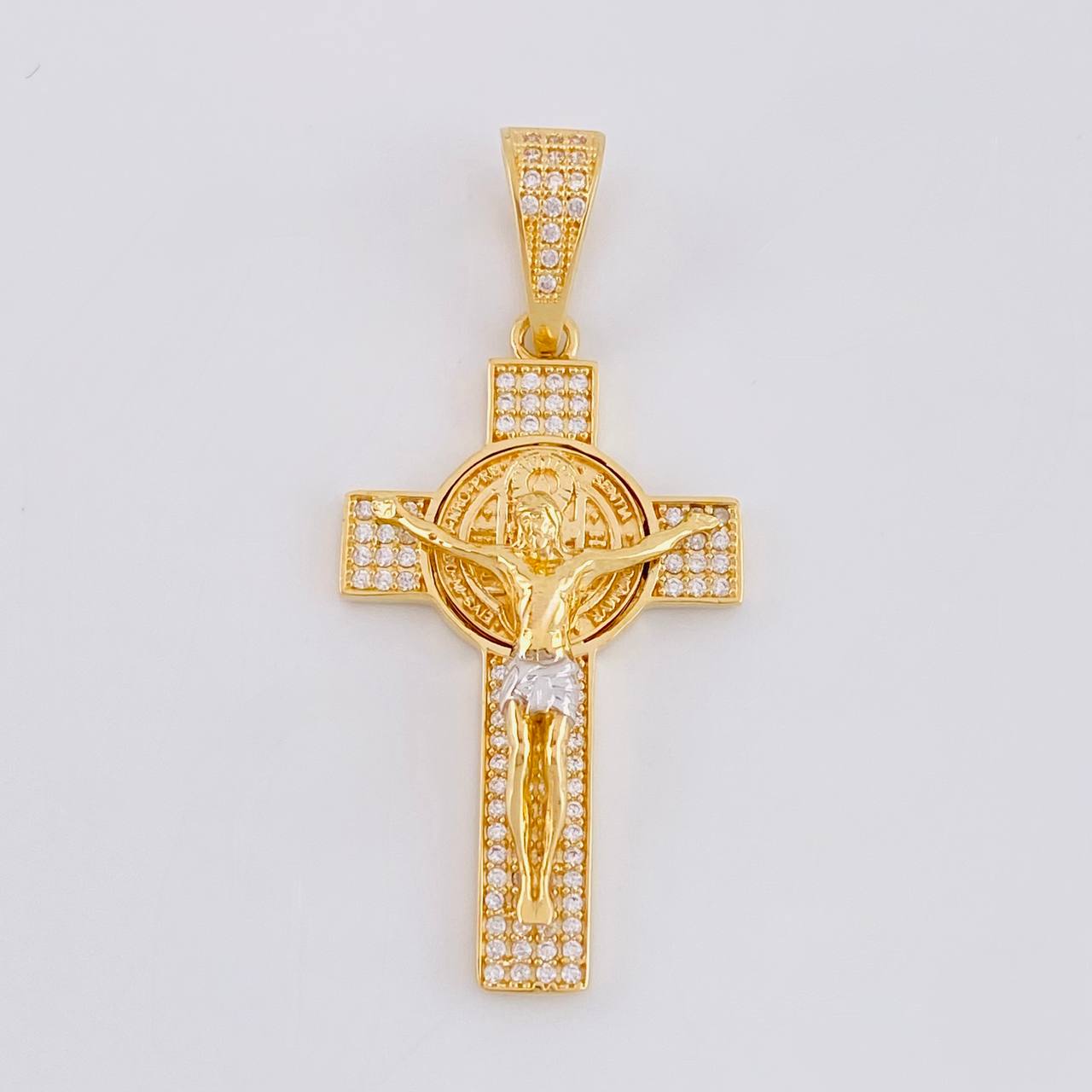 Dije Cruz Cristo San Benito 6.2g / 4.6cm Dos Oros Amarillo Blanco 18K