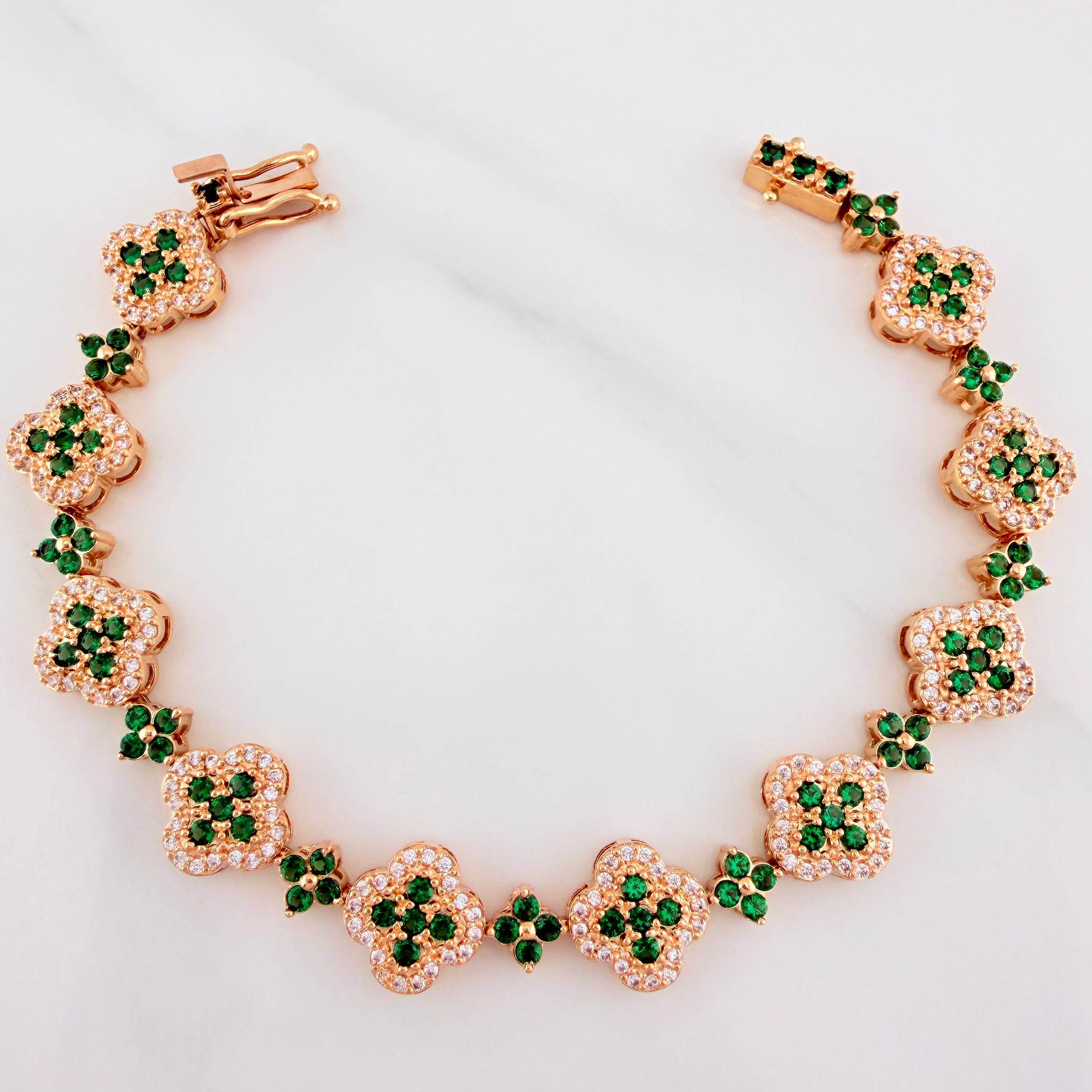 Pulso Trebol Flores 15.3 g / 17.7 cm / 9.83 mm Oro Amarillo 18K