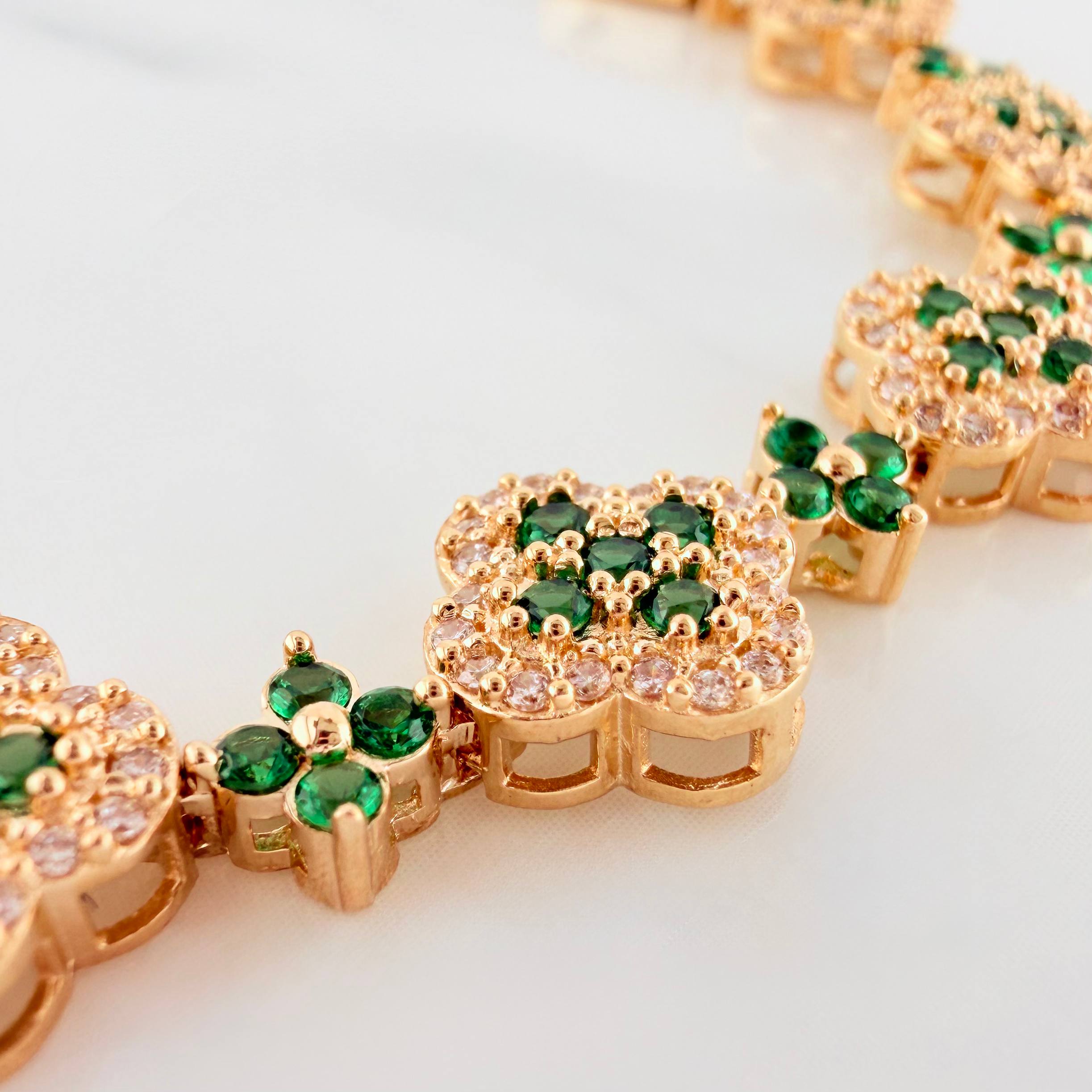 Pulso Trebol Flores 15.3 g / 17.7 cm / 9.83 mm Oro Amarillo 18K