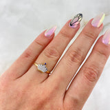 Anillo Corona 1.8gr / T4 1/2 / Circones Blancos-Morados Oro Amarillo