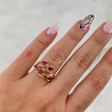 Anillo Ramificado 3.2gr / T6 3/4 / Circones Blancos-Fucsia Oro Amarillo
