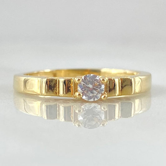 Anillo Solitario Corazones Roto 2.4gr / T7 1/4 / Oro 18K -