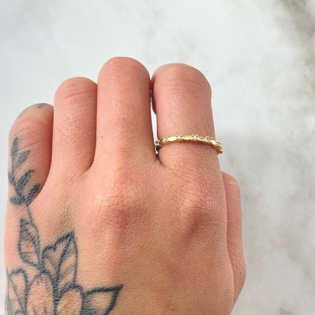 Anillo Puntos Morse 1.65gr / T6 1/2 / Oro 18K