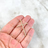 Dije Cruz 2.2gr / 3.9cm / Circones Blancos Oro Amarillo