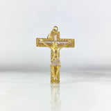 Dije Cruz Cristo Texturizada 8.8gr / 4.5cm / Circones Blancos Oro Amarillo