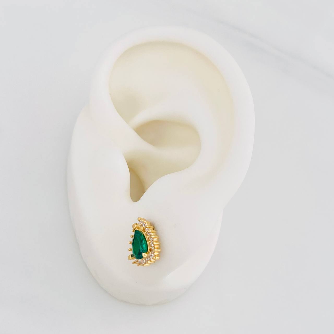 Topos Lagrima 2g / 7.2mm Oro Amarillo 18K