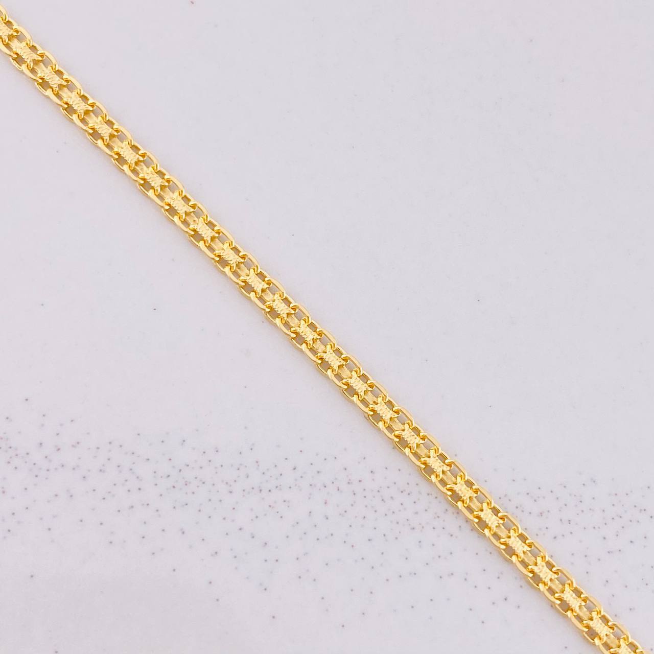 Pulso Chino 1.9g / 18.3cm / 2.2mm Oro Amarillo 18K