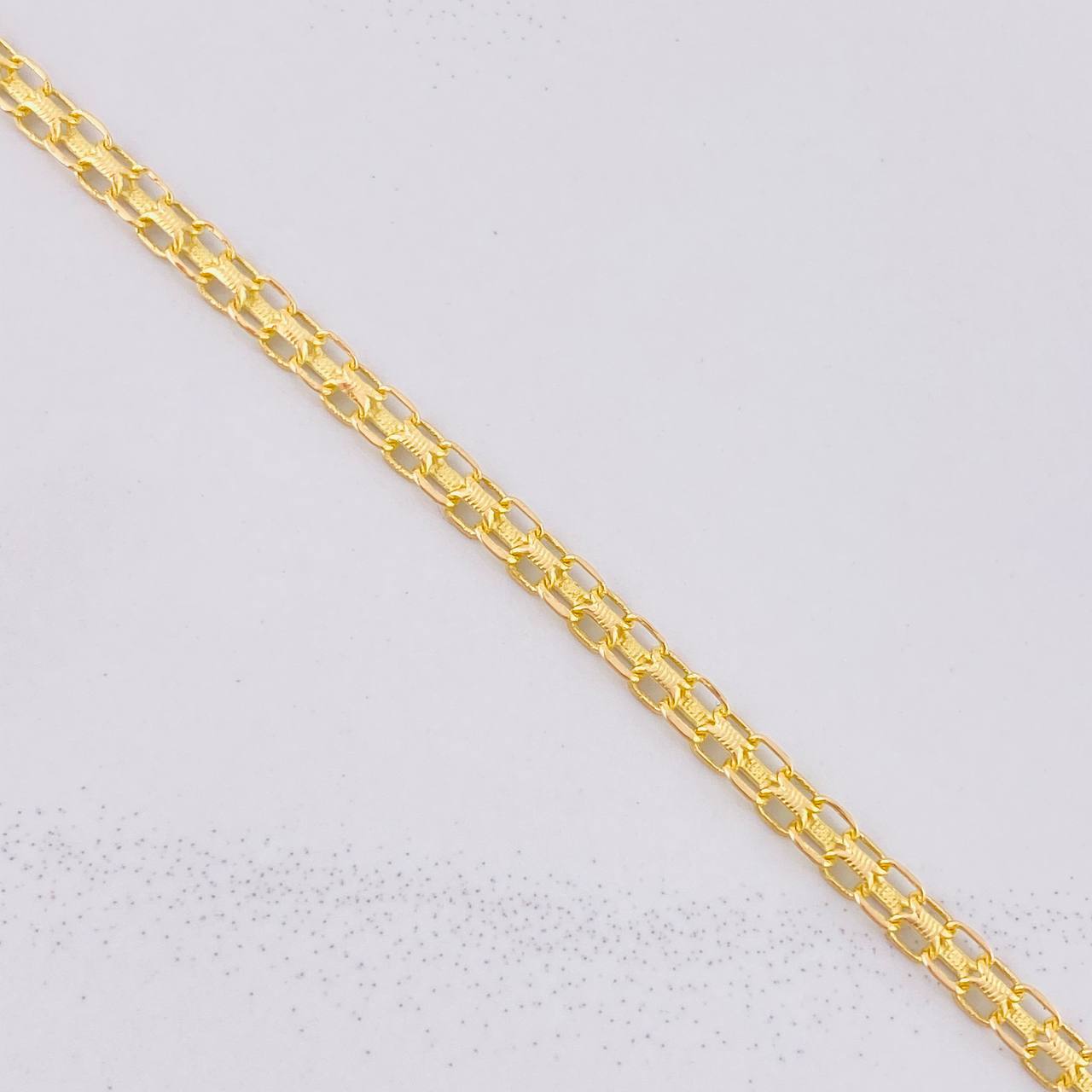 Pulso Chino 3.3g / 20.8cm / 3.3mm Oro Amarillo 18K