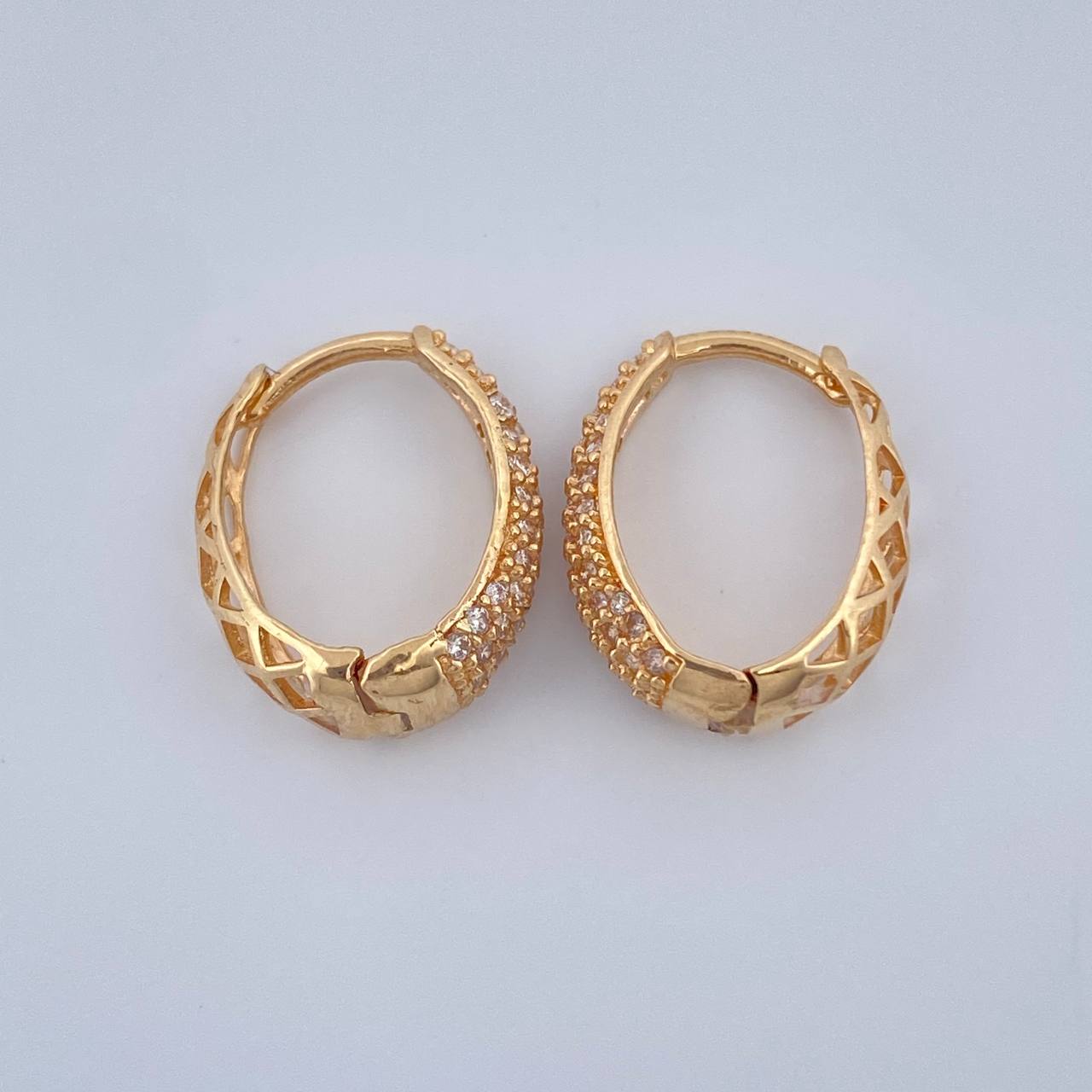 Candongas Dali Basteada 2.5gr / 1.5cm / Oro Amarillo 18K %