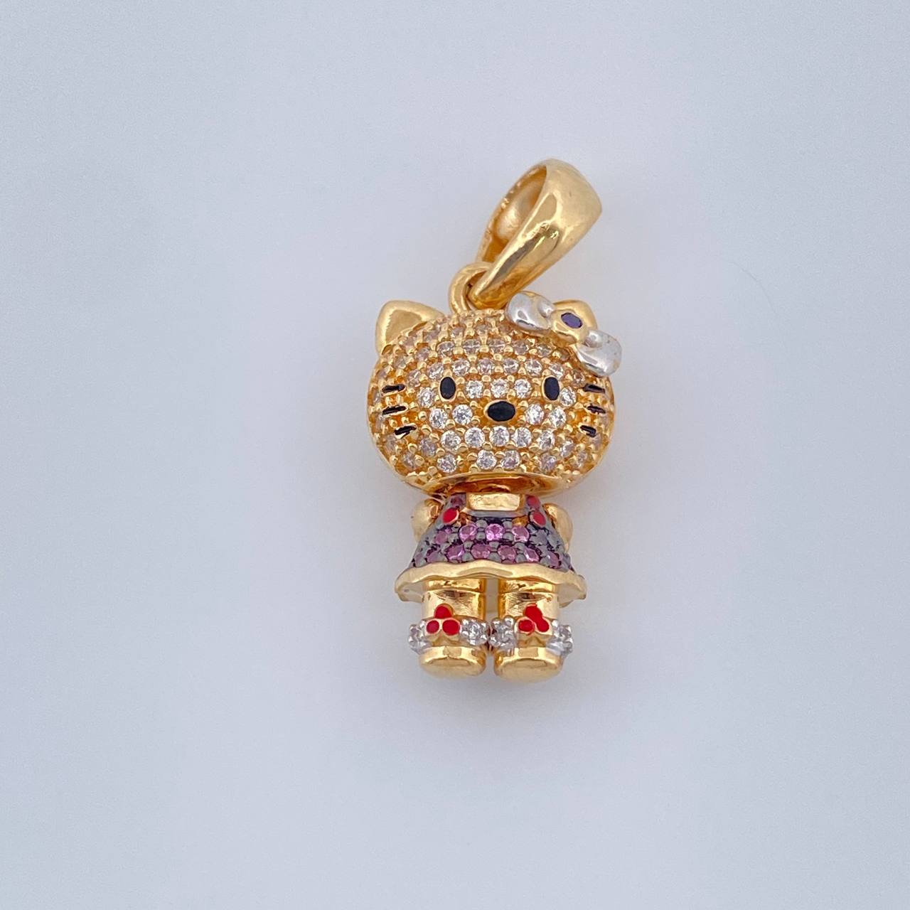 Dije Gata 4.75gr / 2.8cm / Tres Oros 18K %